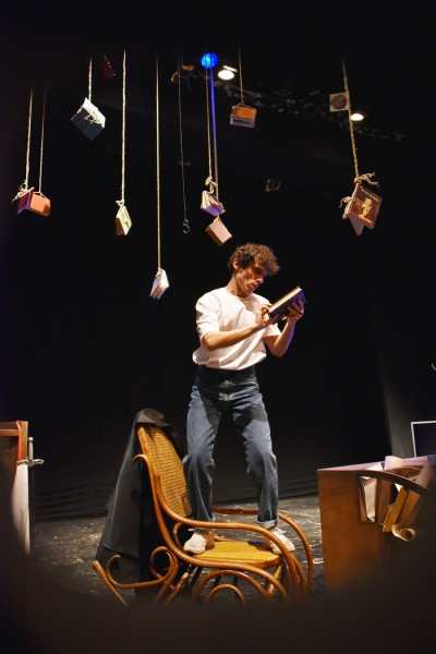 GENÇ W.'NİN YENİ ACILARI